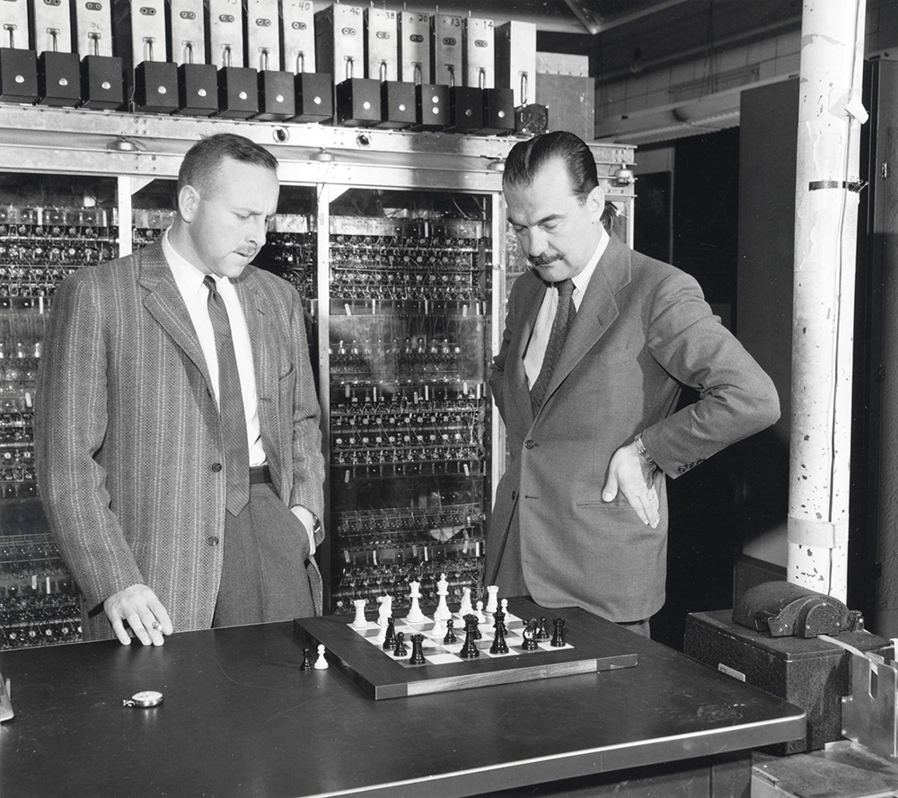 Nicholas Metropolis playing anti-clerical chess against MANIAC I